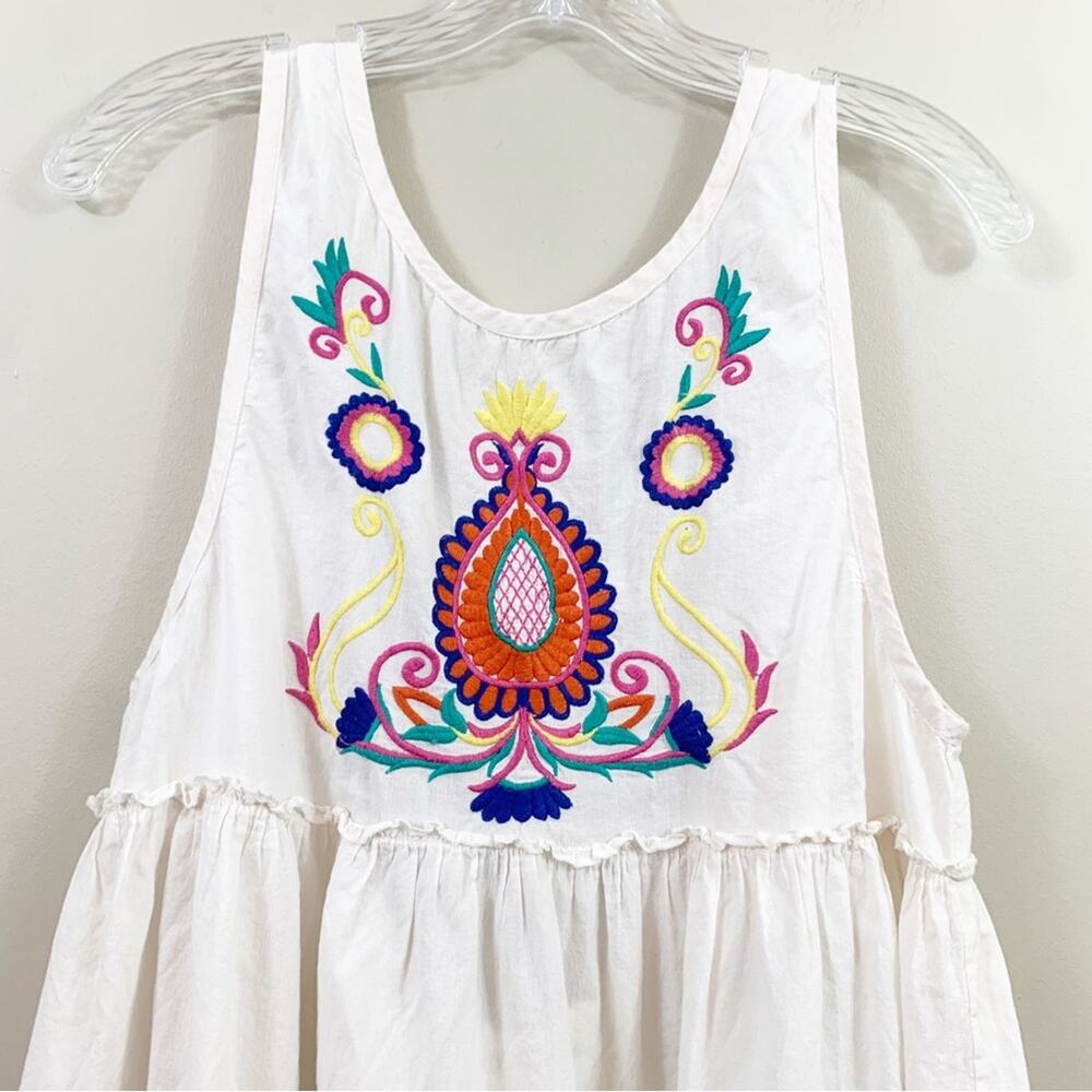 InLov Floral Embroidered Cream/Pink Swing Tank - Picture 2 of 6